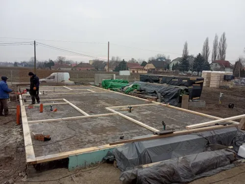 126. galéria kép Fakos Asztalos